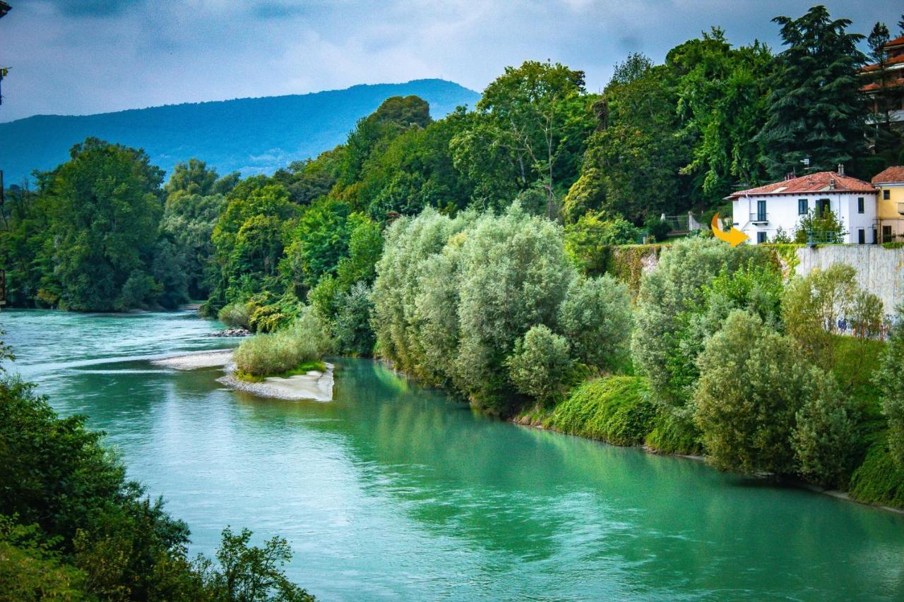 Le Camere Del Cappello Verde Ivrea Bagian luar foto